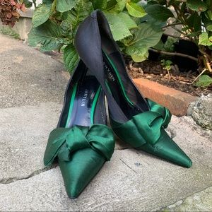 One of a kind-Vintage- Kitten Heel with satin Bow